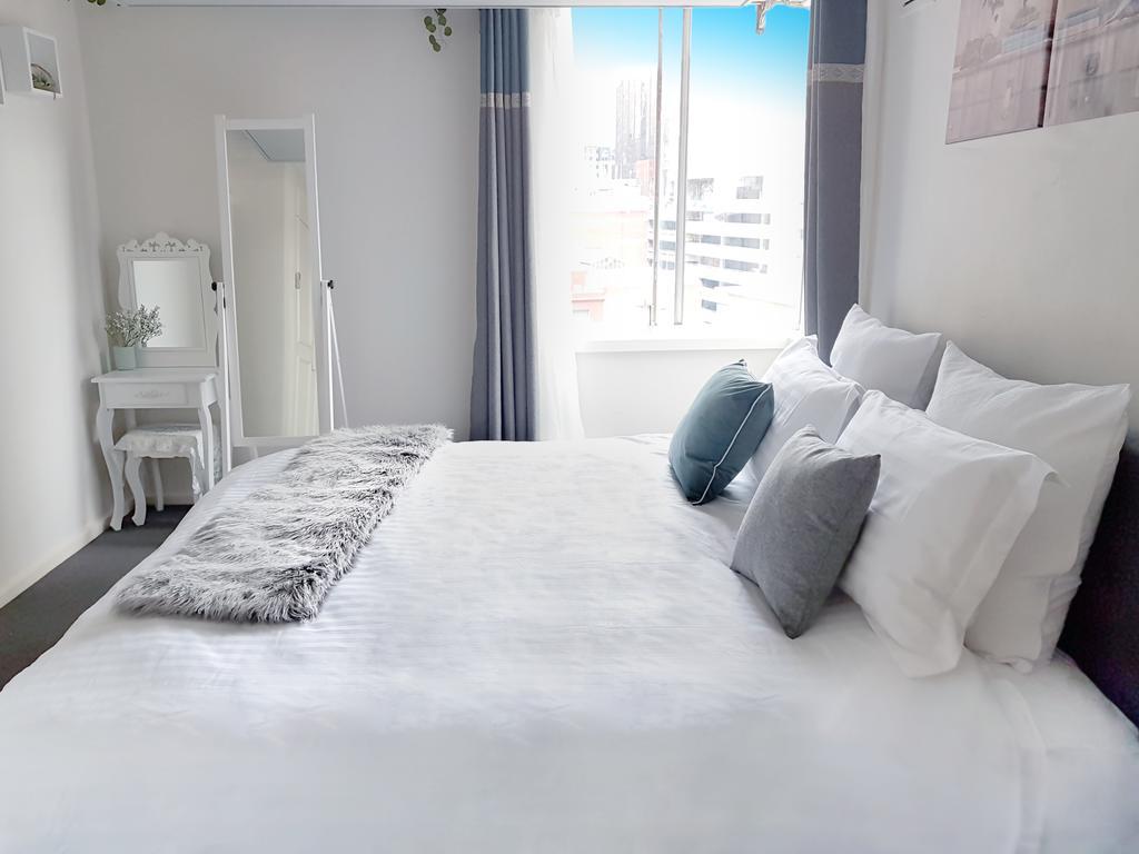 King Deluxe Apartments Melbourne Exterior photo